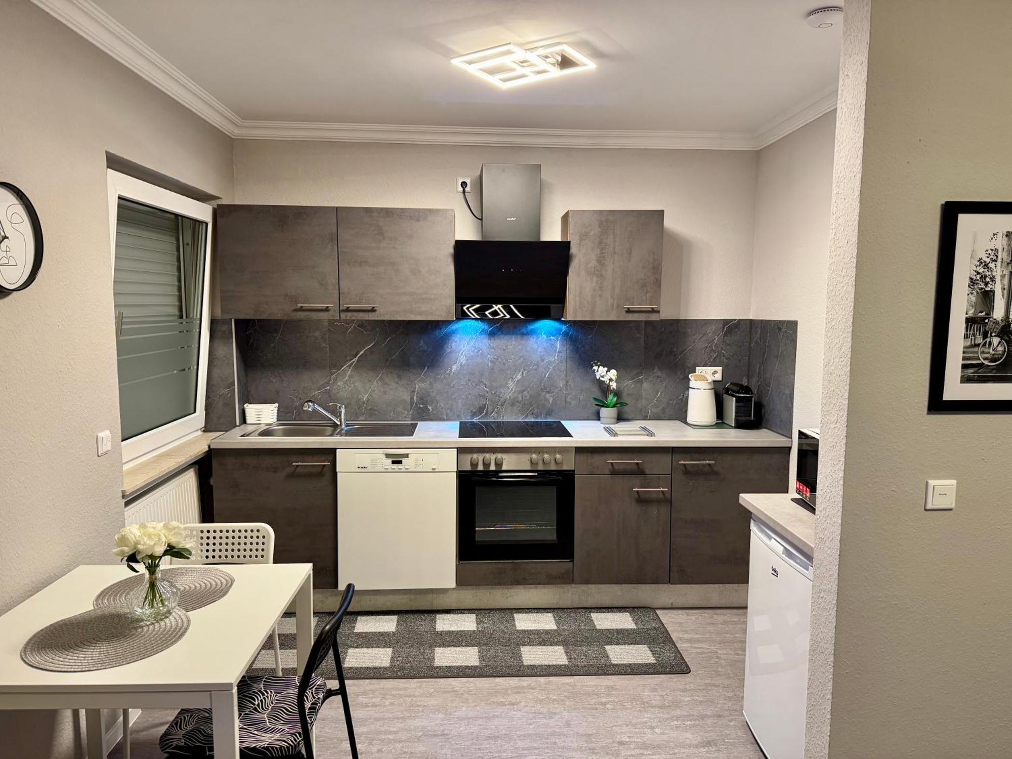 Kurstadt Apt Moderne 2Zkb Balkon-Pkw- Stellplatz Check-In 7-24 H Bad Nauheim Bagian luar foto
